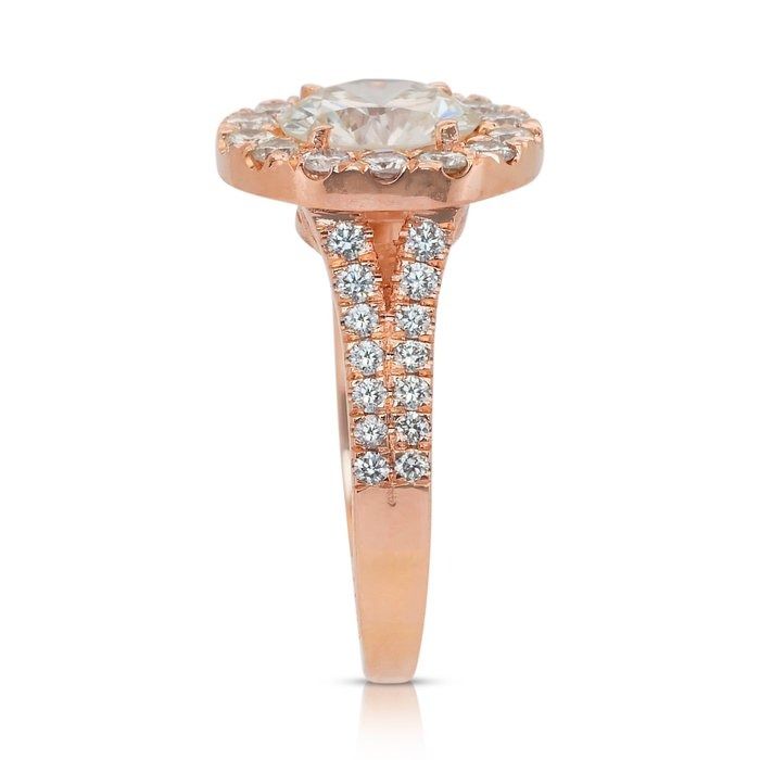 Magnificent 2.66ct Diamonds Halo Ring in 18k Rose Gold - IGI Certified