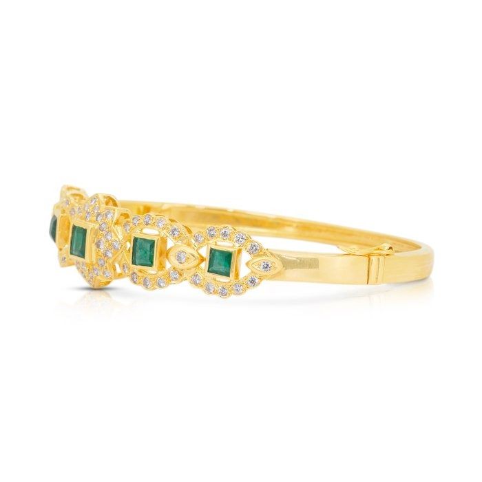 Magnificent 3.62ct Emeralds and Diamonds Bracelet in 18k Yellow Gold - IGI Certified