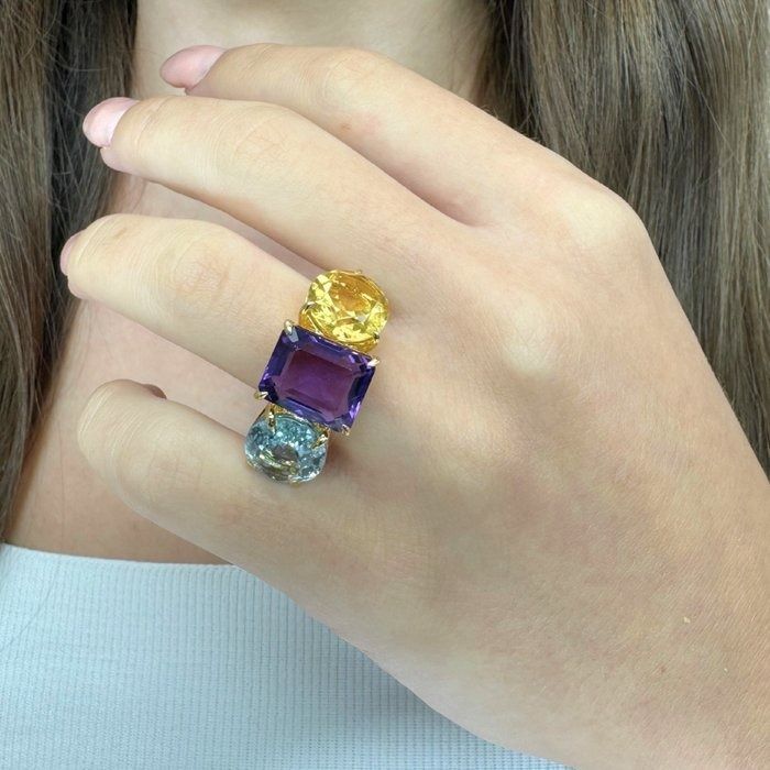 Mesmerizing 17.50ct Amethyst, Topaz, and Citrine 3-Stone Ring in 18k Yellow Gold - IGI Certified