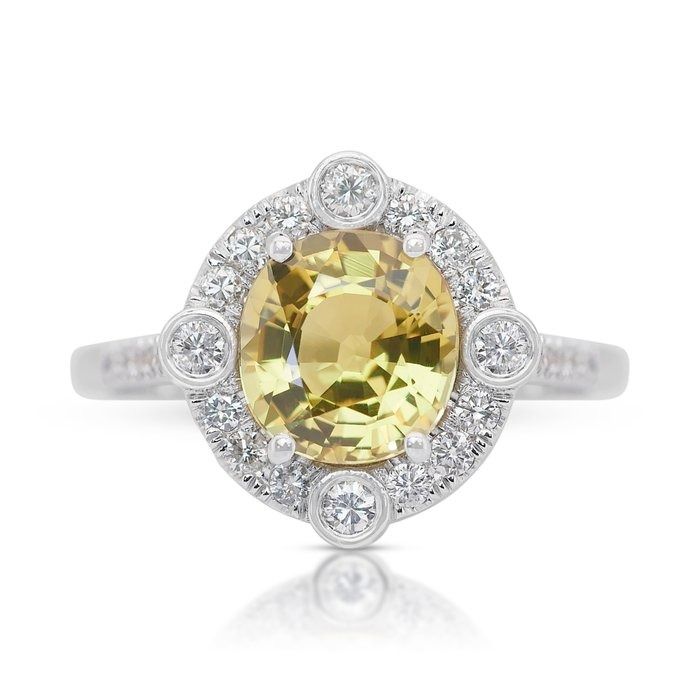 Mesmerizing 3.56ct Sapphire and Diamonds Cluster Ring in 14k White Gold - IGI Certified