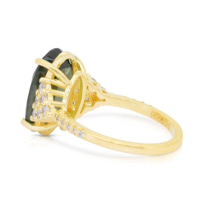 Mesmerizing 7.36ct Zircon and Diamonds Cocktail Ring in 18k Yellow Gold - GIA Certified
