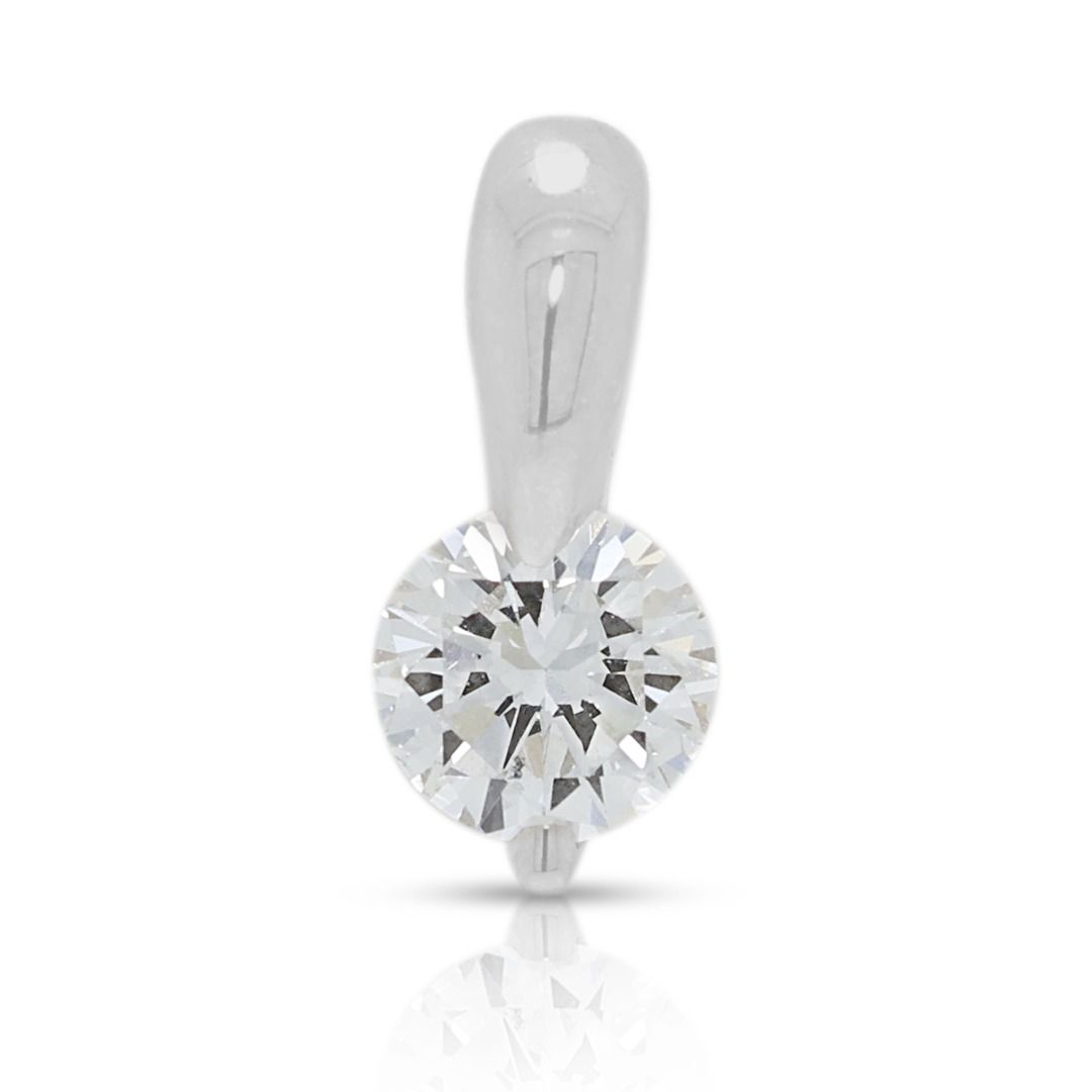 Minimalist 0.31ct Diamond Solitaire Pendant in Platinum
