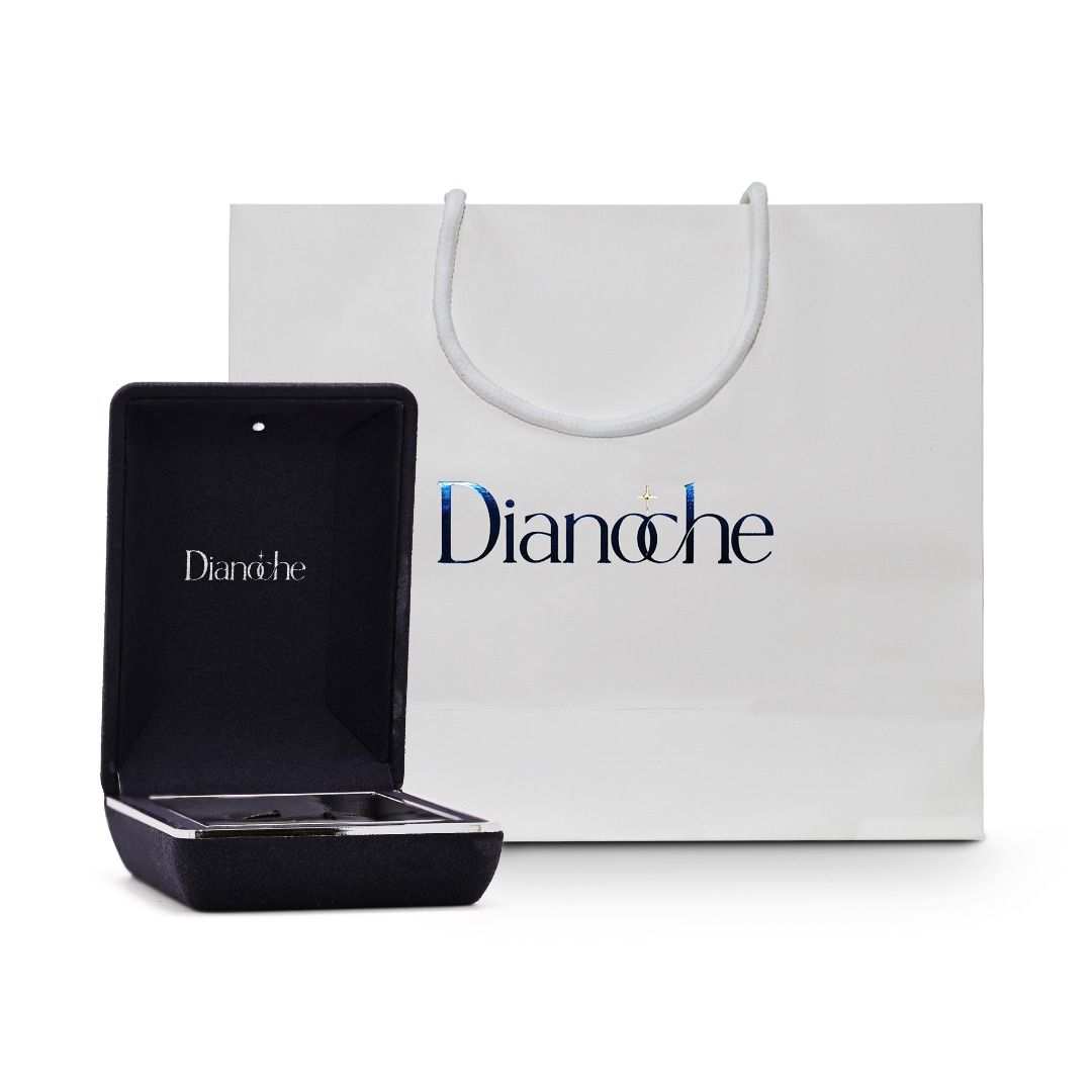 Minimalist 0.31ct Diamond Solitaire Pendant in Platinum