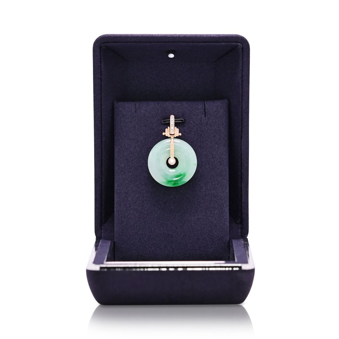 Ornate 0.10ct Natural Diamond and Green Jade Pi Disc Pendant in 20k Yellow Gold