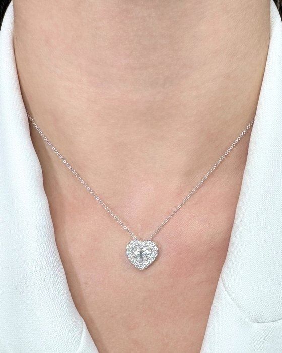 Precious 1.46ct Diamonds Necklace with Heart Pendant in 18k White Gold - IGI Certified