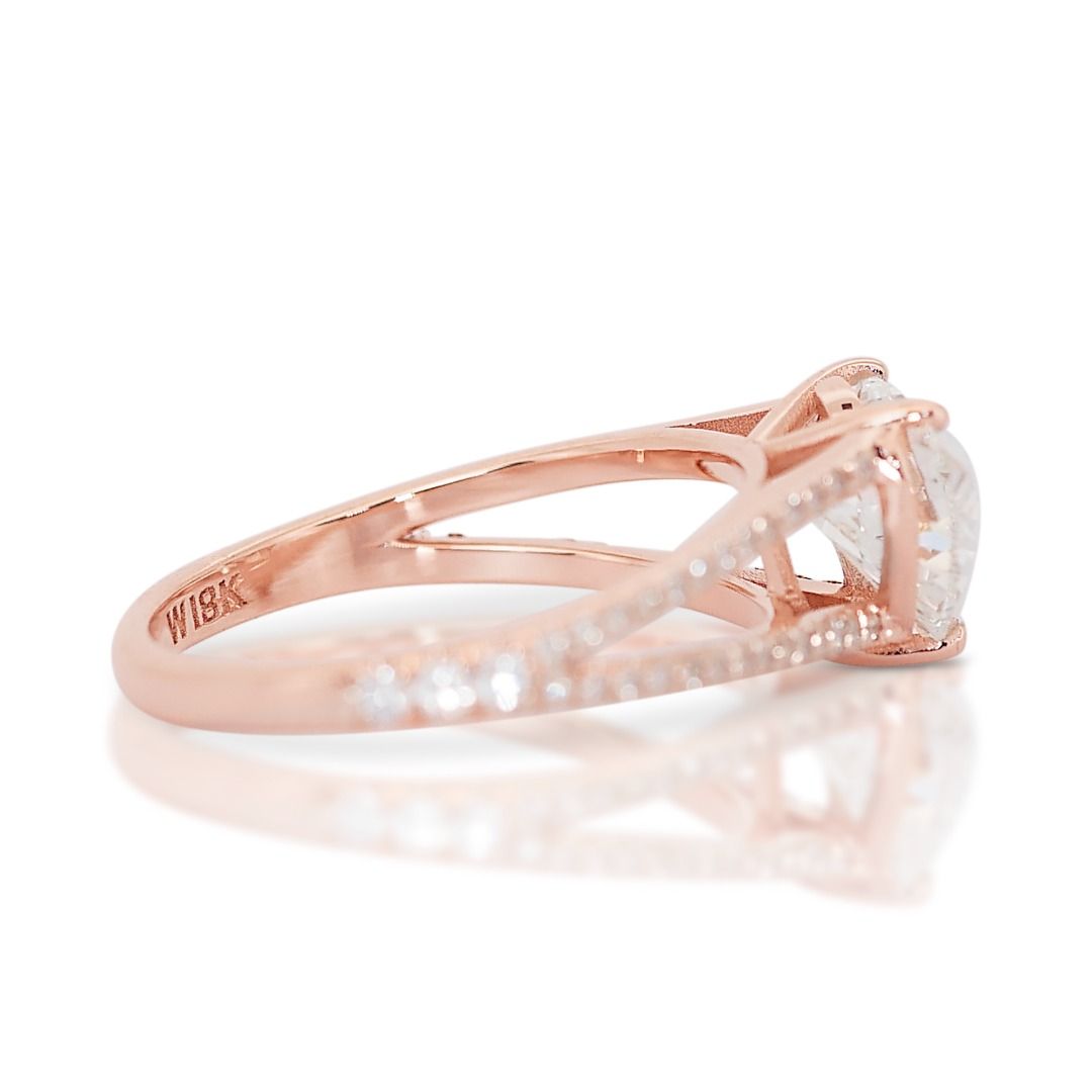 Pretty 2.03ct Diamond Pave Ring in 18K Rose Gold