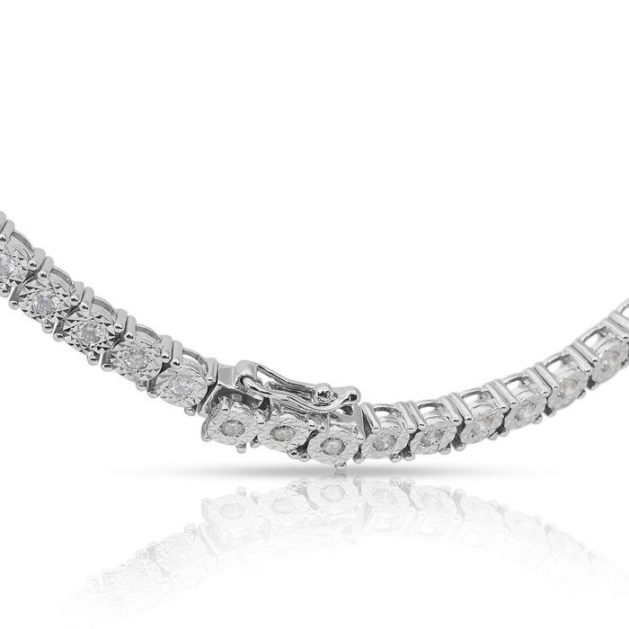 Radiant 2.43ct Diamonds Necklace in 9k White Gold - IGI Certified