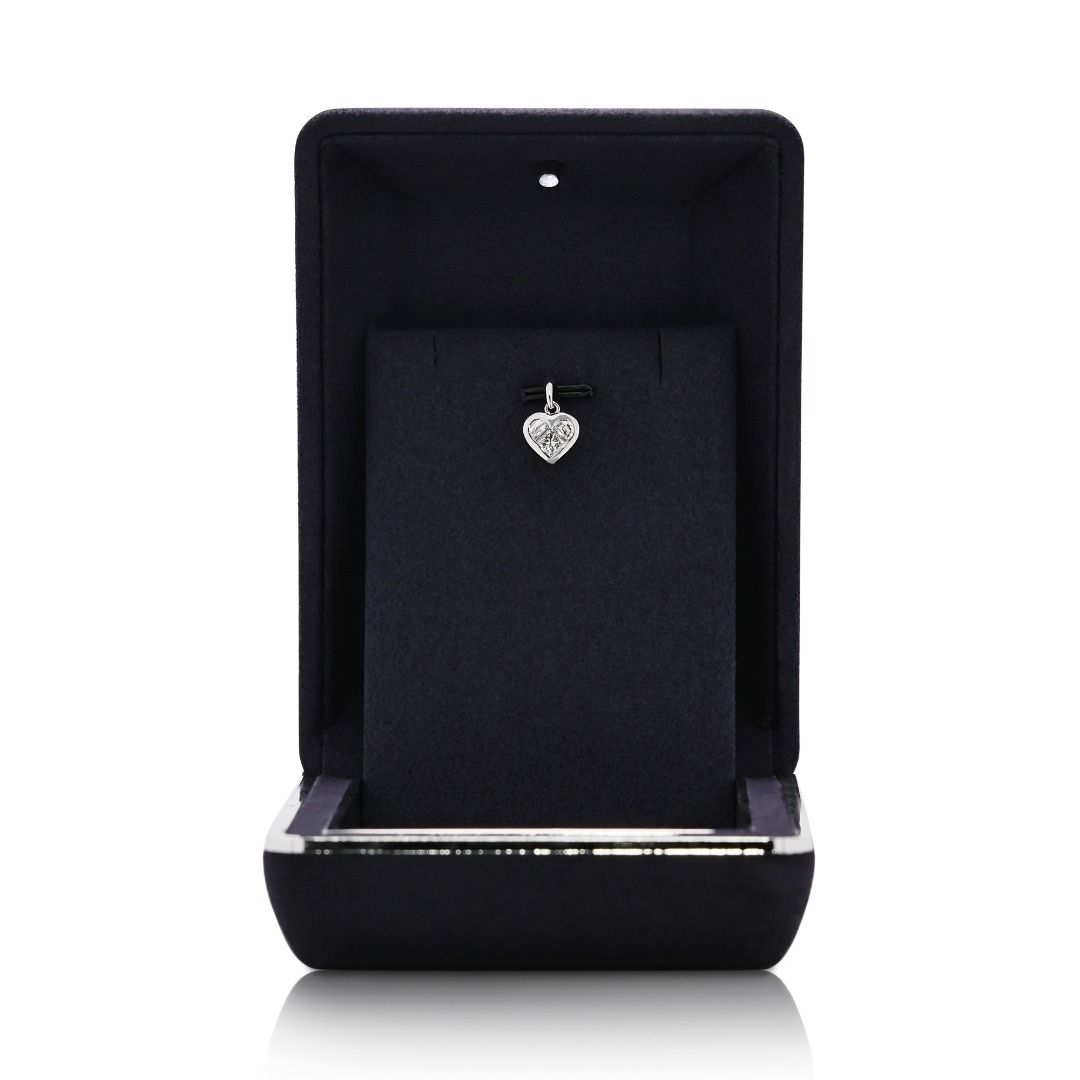 Refined 0.32ct Diamond Pendant in 18K White Gold