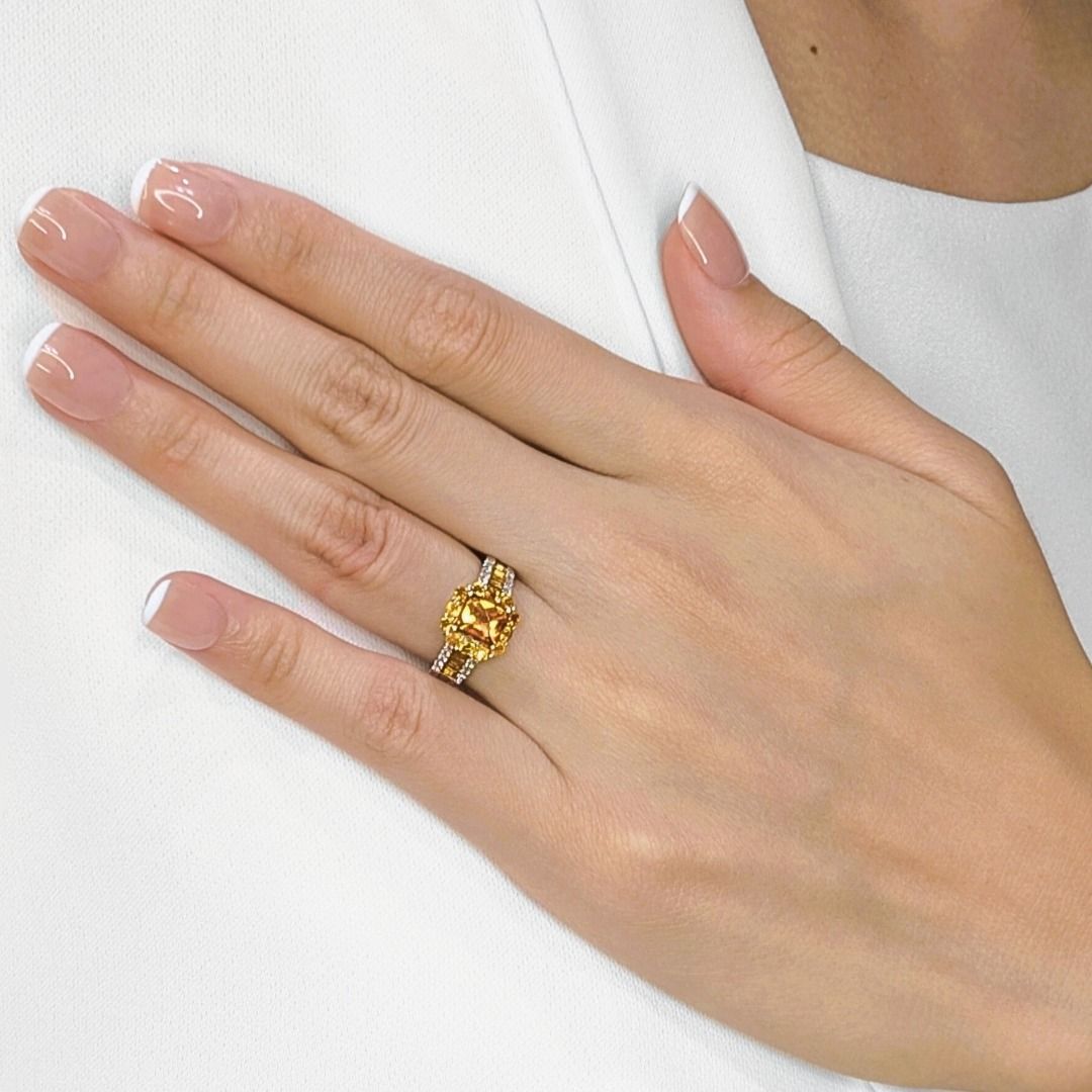 Resplendent 1.91ct Citrine & Natural Diamond 18K Yellow Gold Ring