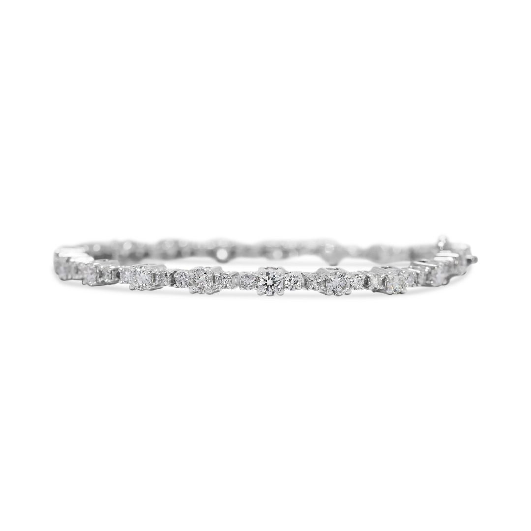Resplendent 2.73ct Natural Diamond Bracelet in 18K White Gold