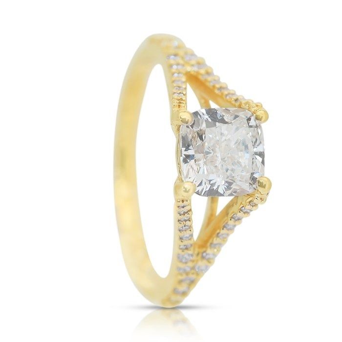 Sophisticated 1.96ct Diamonds Pave Ring in 18k Yellow Gold - IGI Certified