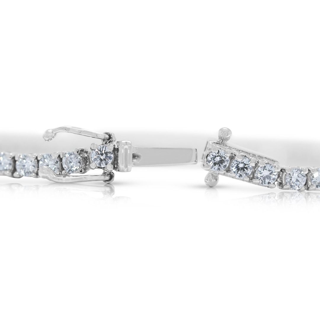 Sophisticated 2.49ct Diamond Tennis Bracelet in 18K White Gold