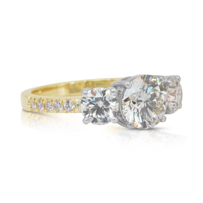 Sophisticated 2.77ct Diamonds 3-Stone Ring in 18k Yellow & White Gold - IGI Certified
