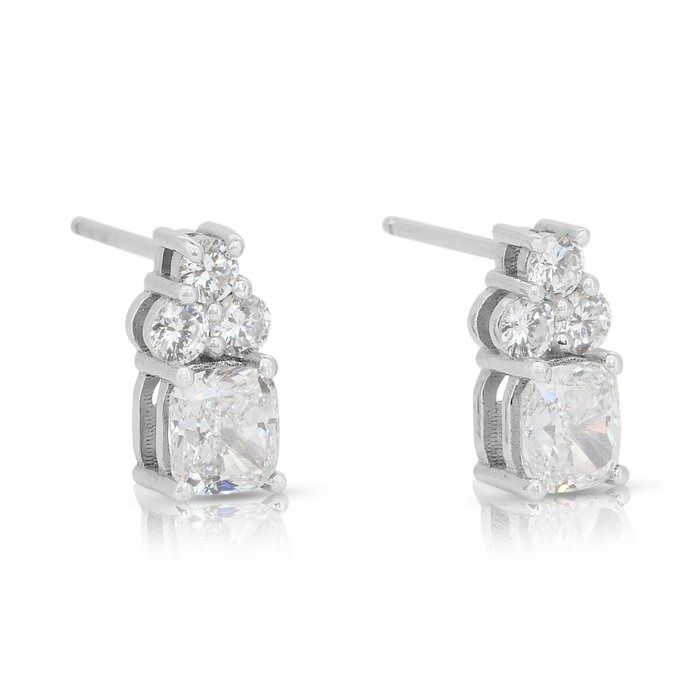 Sparkling 2.40ct Diamonds Earrings in 18k White Gold - IGI Certified