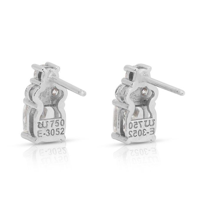Sparkling 2.40ct Diamonds Earrings in 18k White Gold - IGI Certified