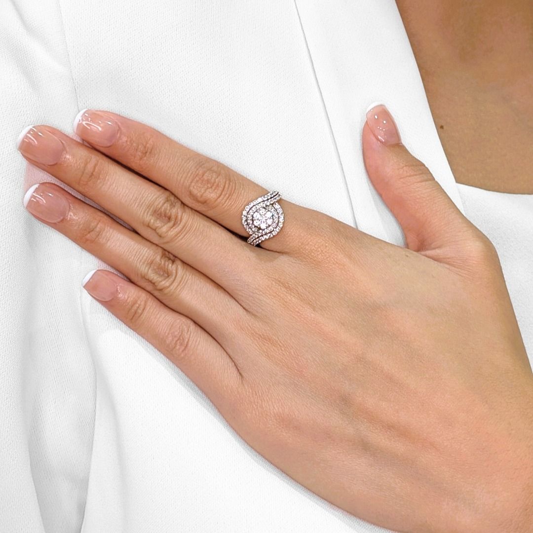 Spectacular 1.26ct Natural Diamond Cluster Statement Ring in 18k Yellow Gold