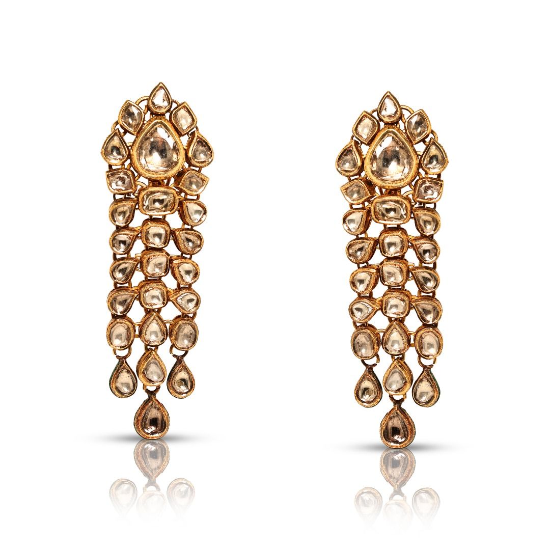 Splendid 52ct Natural Diamonds Earrings in Radiant 20K Yellow Gold