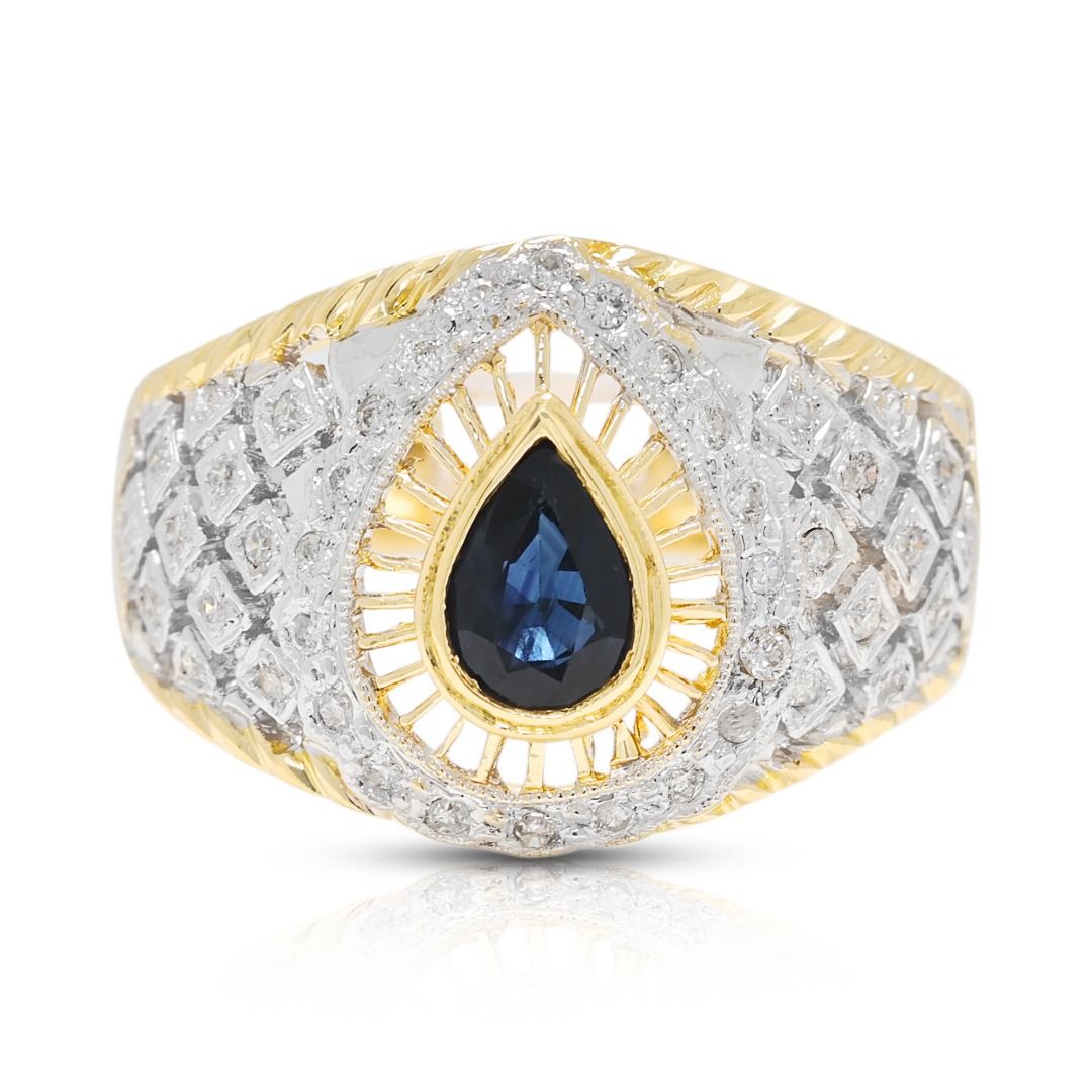 Auffälliger 0,6-Karat-Blauer-Saphir-Ring mit 0,330-Karat-Diamant-Halo in 18K zweifarbigem Gold