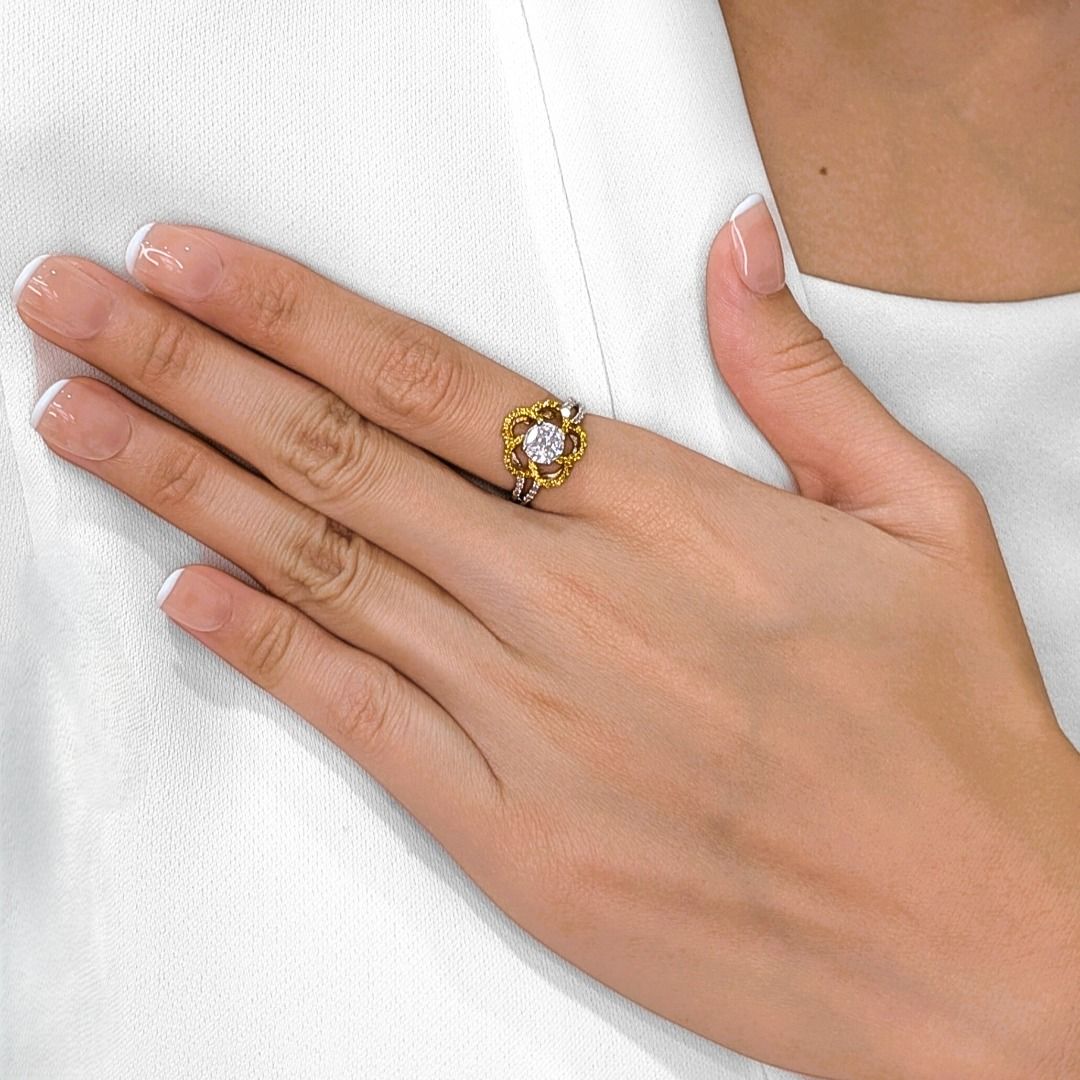 Striking 0.82ct Floral Diamond Ring in 18K Two-Toned Gold