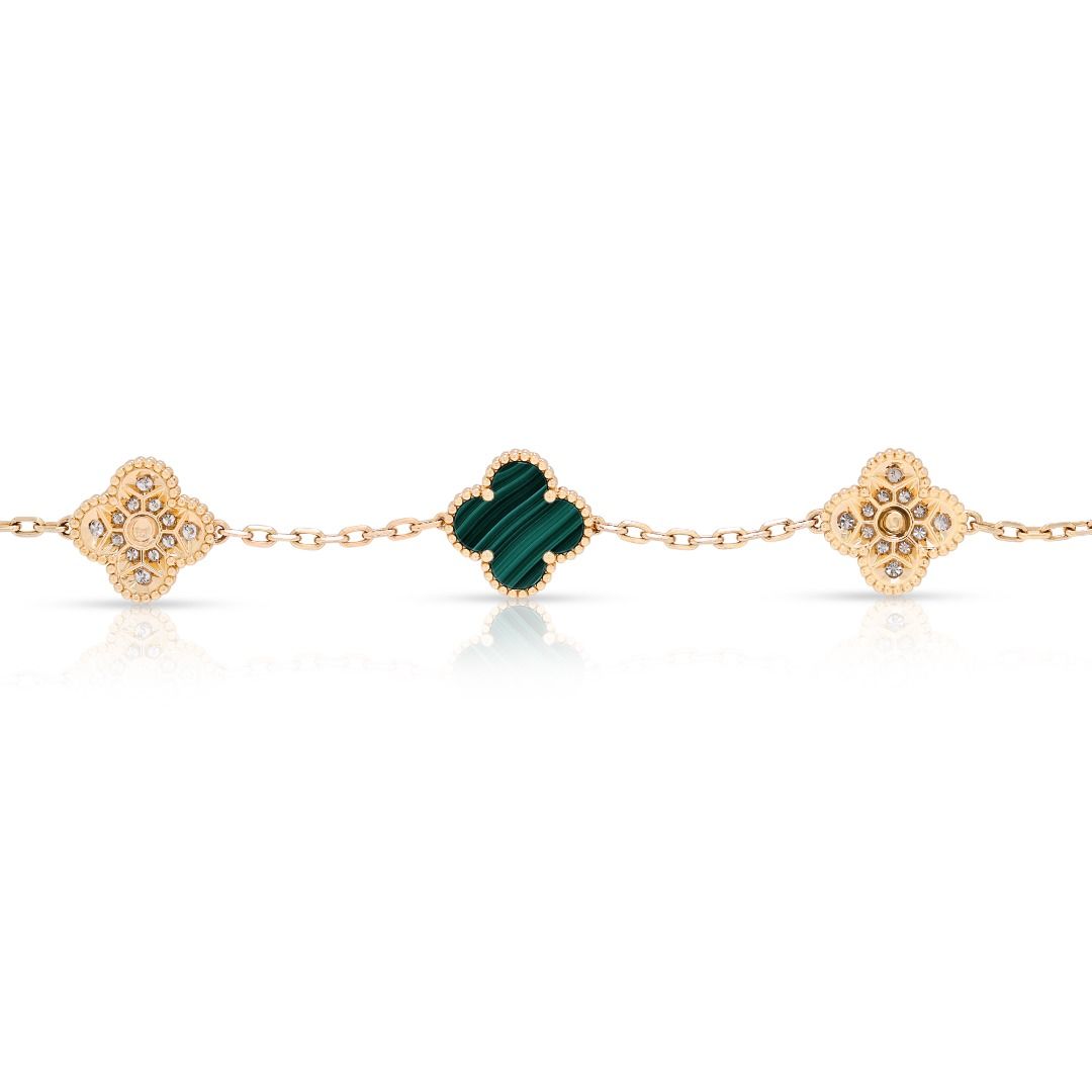 Stunning 0.60ct Natural Diamond and Malachite Four-Leaf Motif Bracelet in 18K Yellow Gold