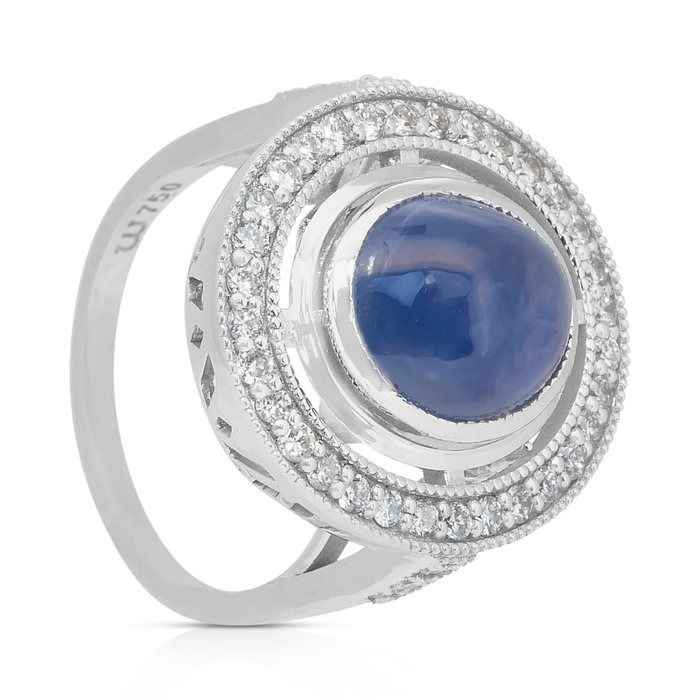 Stunning 10.92ct Star Sapphire and Diamonds Cocktail Ring in 18k White Gold - IGI Certified