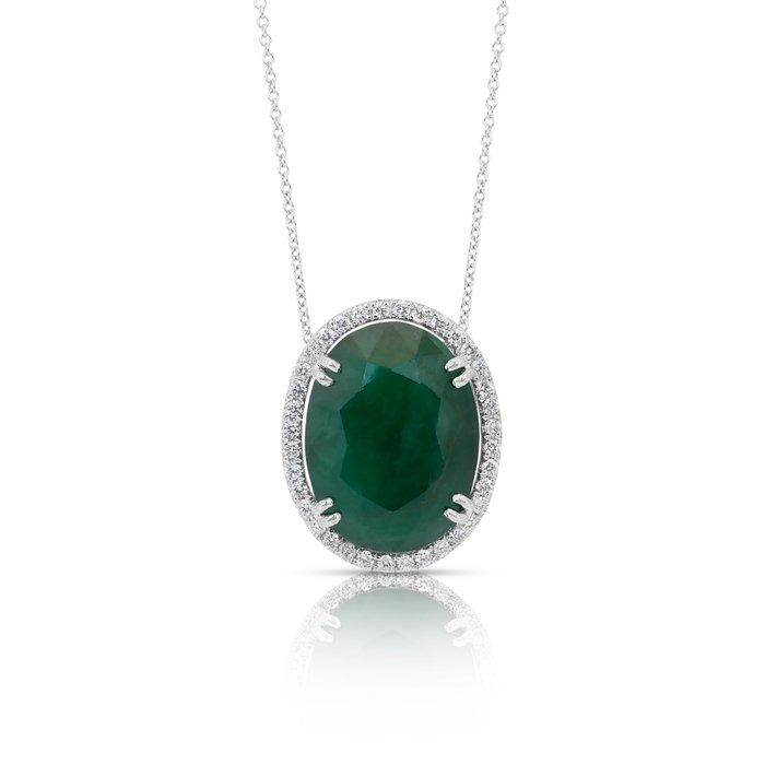 Stunning 15.30ct Emerald and Diamonds Necklace with Pendant in 18k White Gold - IGI Certified