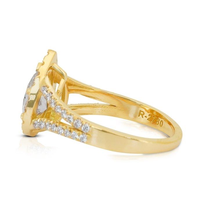 Stunning 1.69ct Diamonds Halo Ring in 18k Yellow Gold - IGI Certified