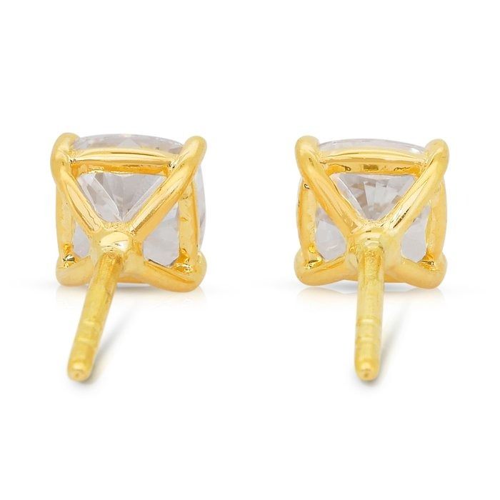 Stunning 2.02ct Diamonds Stud Earrings in 18k Yellow Gold - IGI Certified