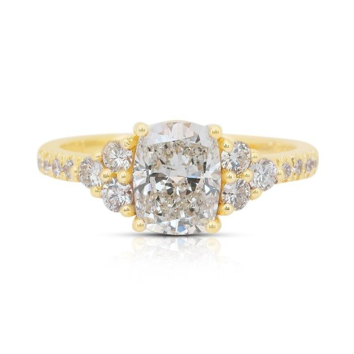 Stunning 2.06ct Diamonds Pave Ring in 18k Yellow Gold - IGI Certified