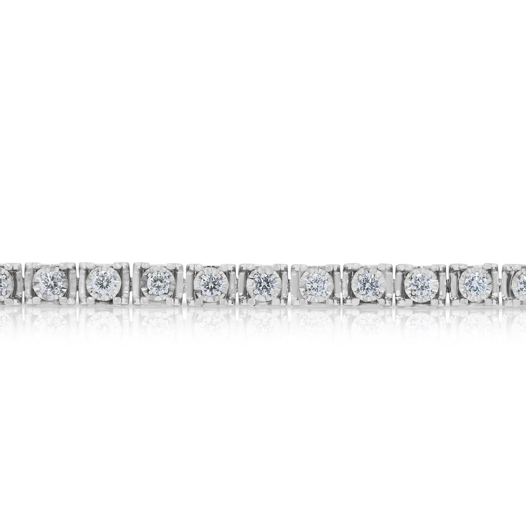Stunning 2.26ct Diamond Panel Bracelet in 18K White Gold