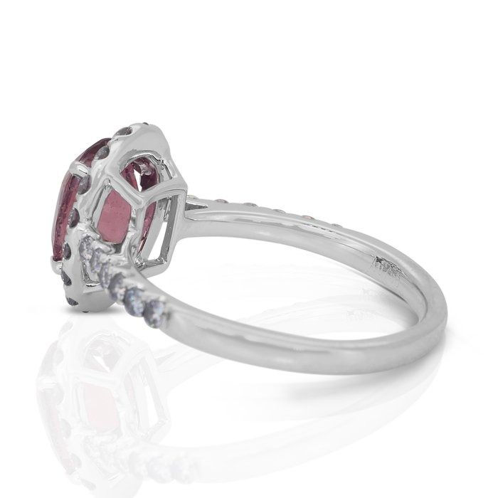 Stunning 2.36ct Diamonds and Padparadscha Sapphire Cluster Ring in 18k White Gold - GIA Certified