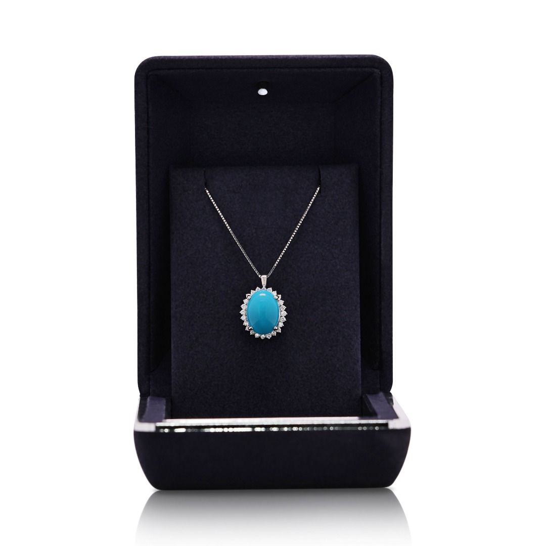 Stunning 4.88ct Natural Turquoise and Diamond Platinum Pendant and Chain (New-Unworn)