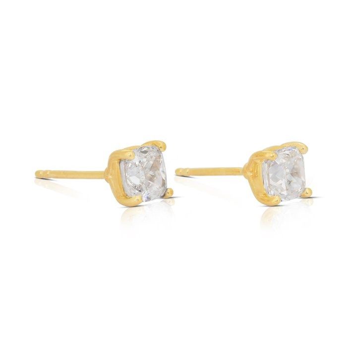 Timeless 2.01ct Diamonds Stud Earrings in 18k Yellow Gold - IGI Certified