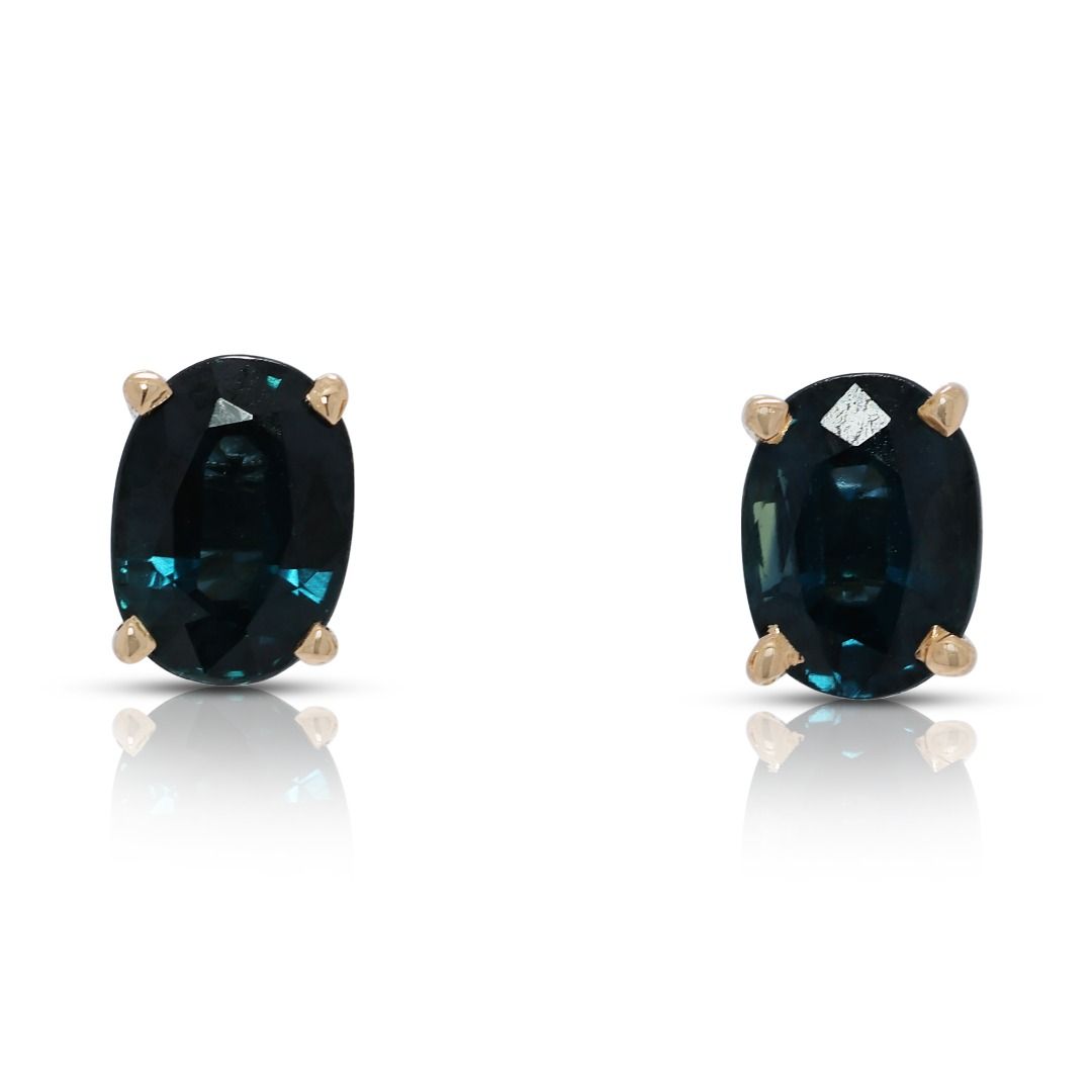 Vibrant 1.62ct Sapphire 18K Yellow Gold Stud Earrings - (Unworn)