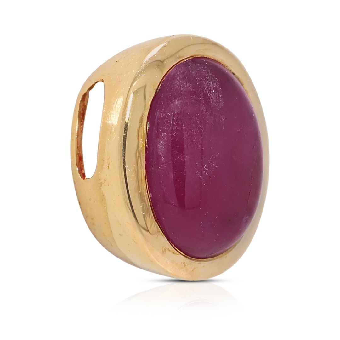 Vivid 0.8ct Ruby Pendant in 18K Yellow Gold (New)