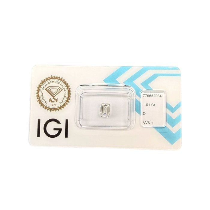 1.01 Carat IGI Certified Natural Diamond Emerald Cut