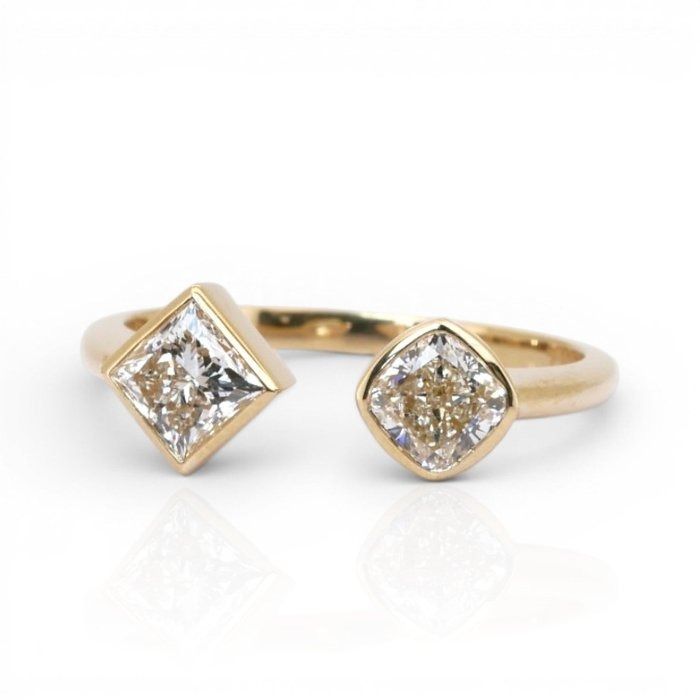 1.17 Carats GCI Certified Natural Diamond 18K Yellow Gold 2-Stone Ring
