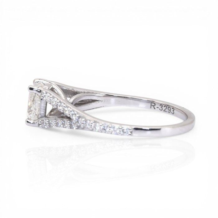 1.34 Carat IGI Certified 18K White Gold Ring