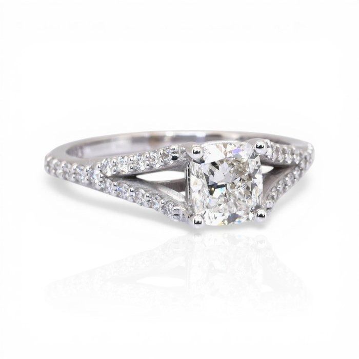1.34 Carat IGI Certified 18K White Gold Ring