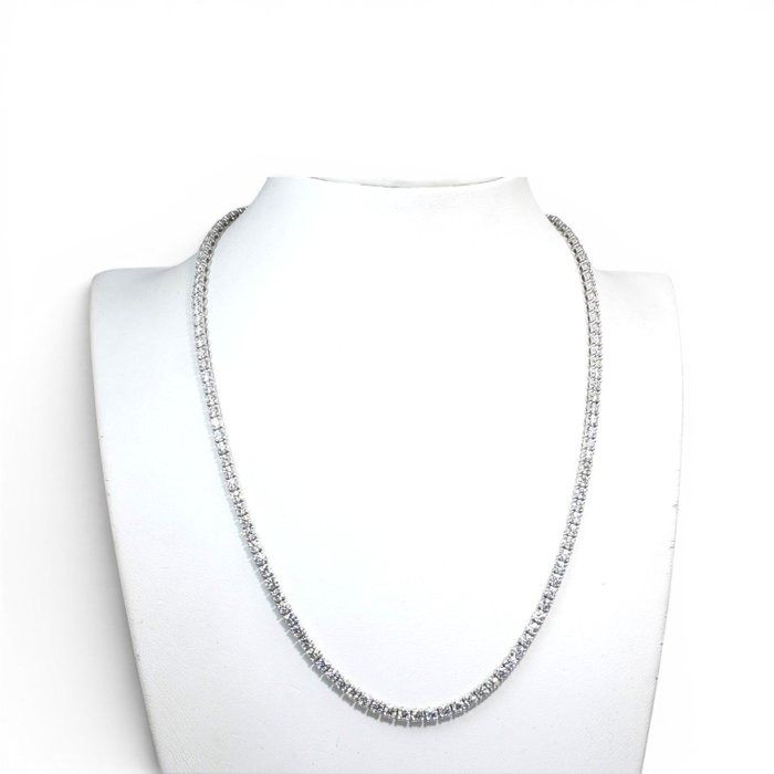 14.33 Carats IGI Certified Natural Diamond 18K White Gold Necklace