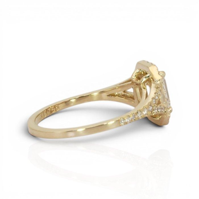 1.43 Carats IGI Certified Natural Diamond 18k Yellow Gold Halo Ring