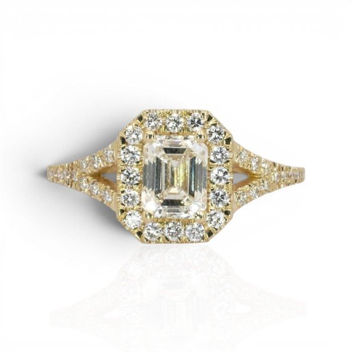 1.43 Carats IGI Certified Natural Diamond 18k Yellow Gold Halo Ring