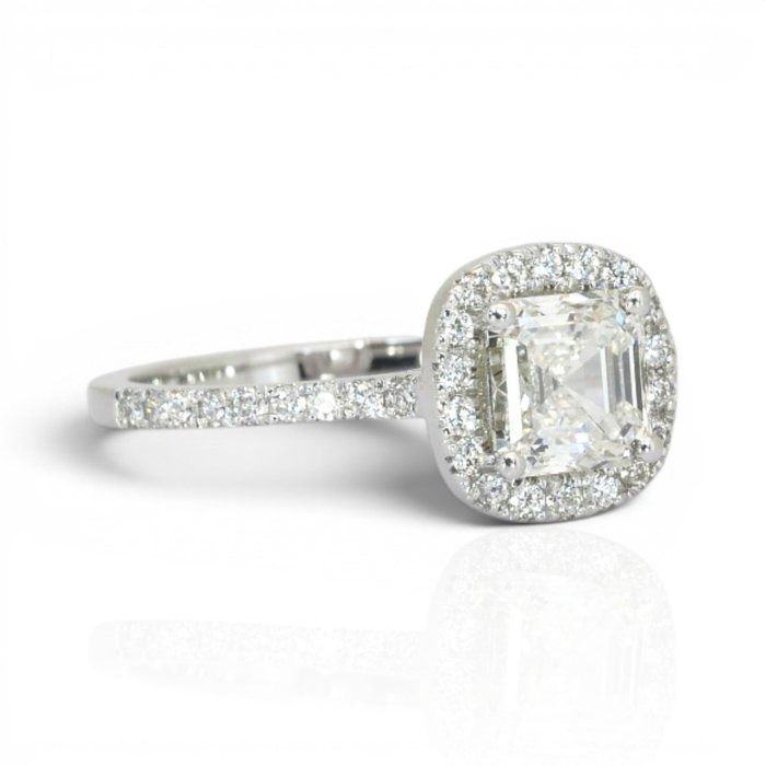 1.46 Carats IGI Certified Natural Diamond 18k White Gold Halo Ring