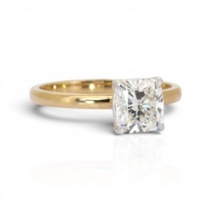 1.52 Carats IGI Certified Natural Diamond 18K Yellow And White Gold Solitaire Ring