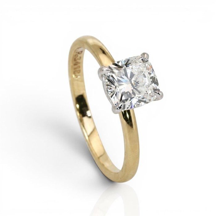 1.52 Carats IGI Certified Natural Diamond 18K Yellow And White Gold Solitaire Ring