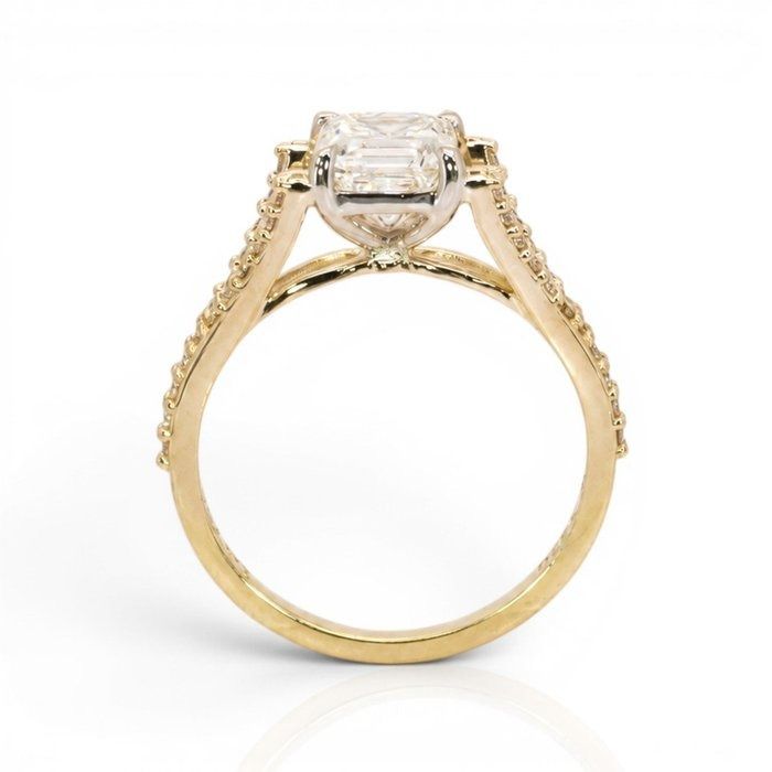 1.76 Carats IGI Certified Natural Diamond 18K Yellow Gold Pave Ring