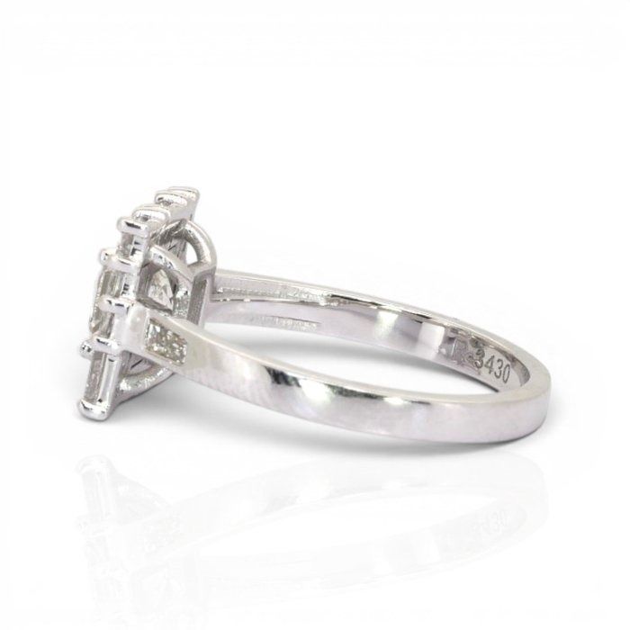 1.80 Carats GIA Certified Natural Diamond 18K White Gold Cluster Ring