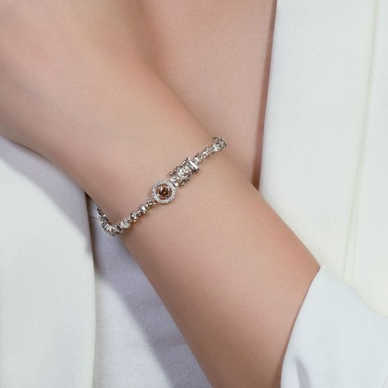 Sparkling 4.96ct Round Brilliant Natural Diamond Bracelet in 18K White Gold