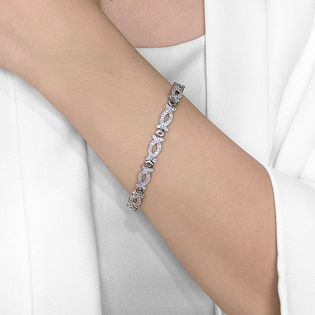 Elegant 1.76ct Natural Diamond Link Bracelet in 18K White Gold