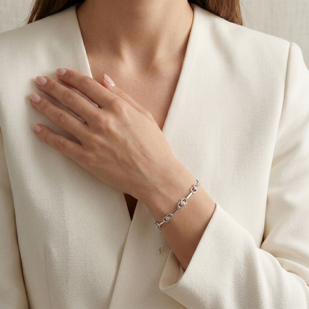 Elegant 0.10ct Natural Diamond Infinity Link Bracelet in 14K White Gold (New)